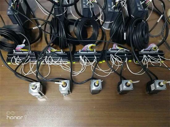 號(hào)外！號(hào)外_三菱定位新用法：FX5U內(nèi)置32軸總線(xiàn)定位！